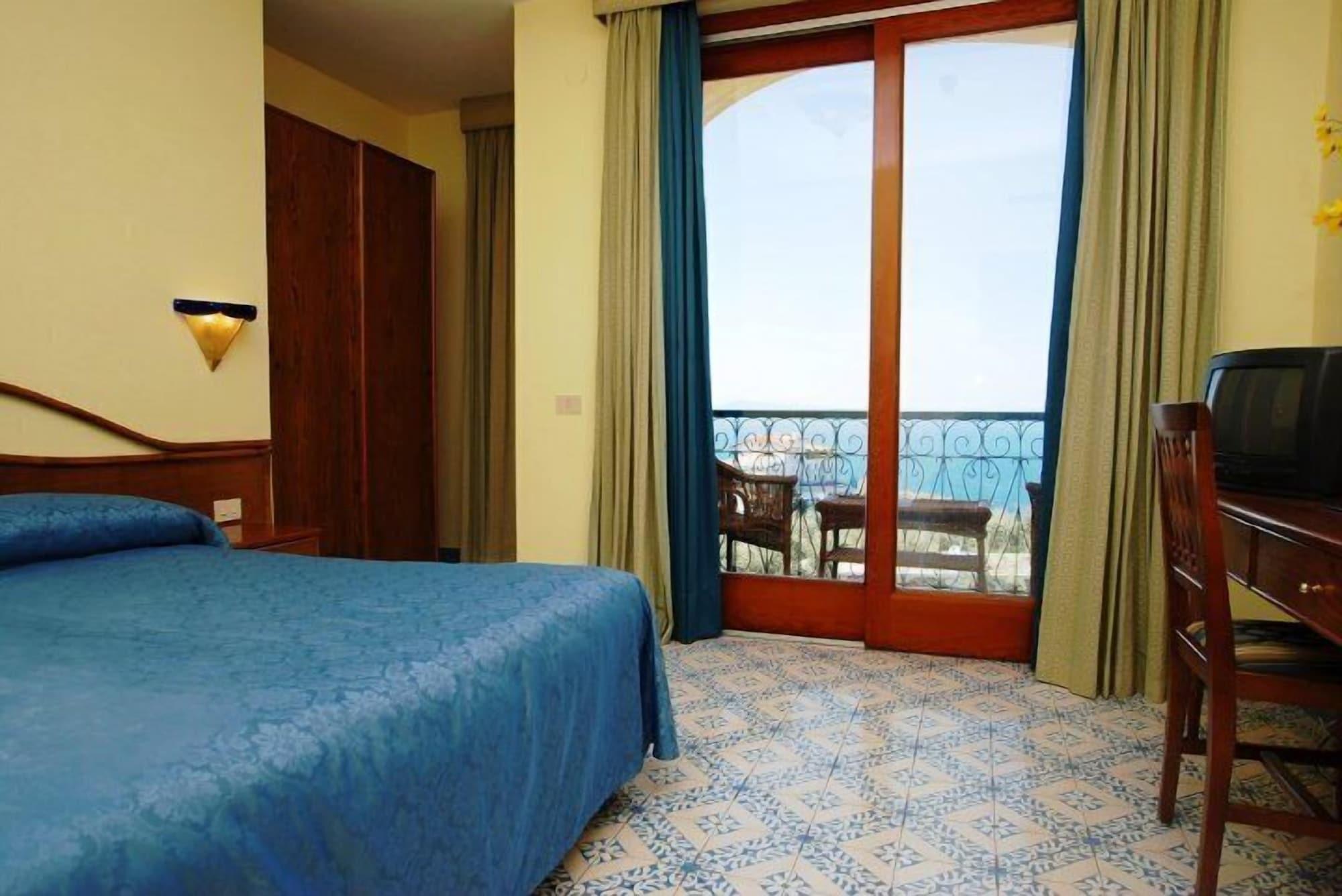 Johanna Park Hotel Sorrento Esterno foto