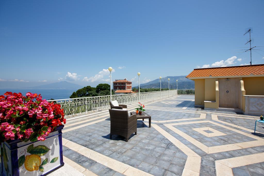 Johanna Park Hotel Sorrento Esterno foto