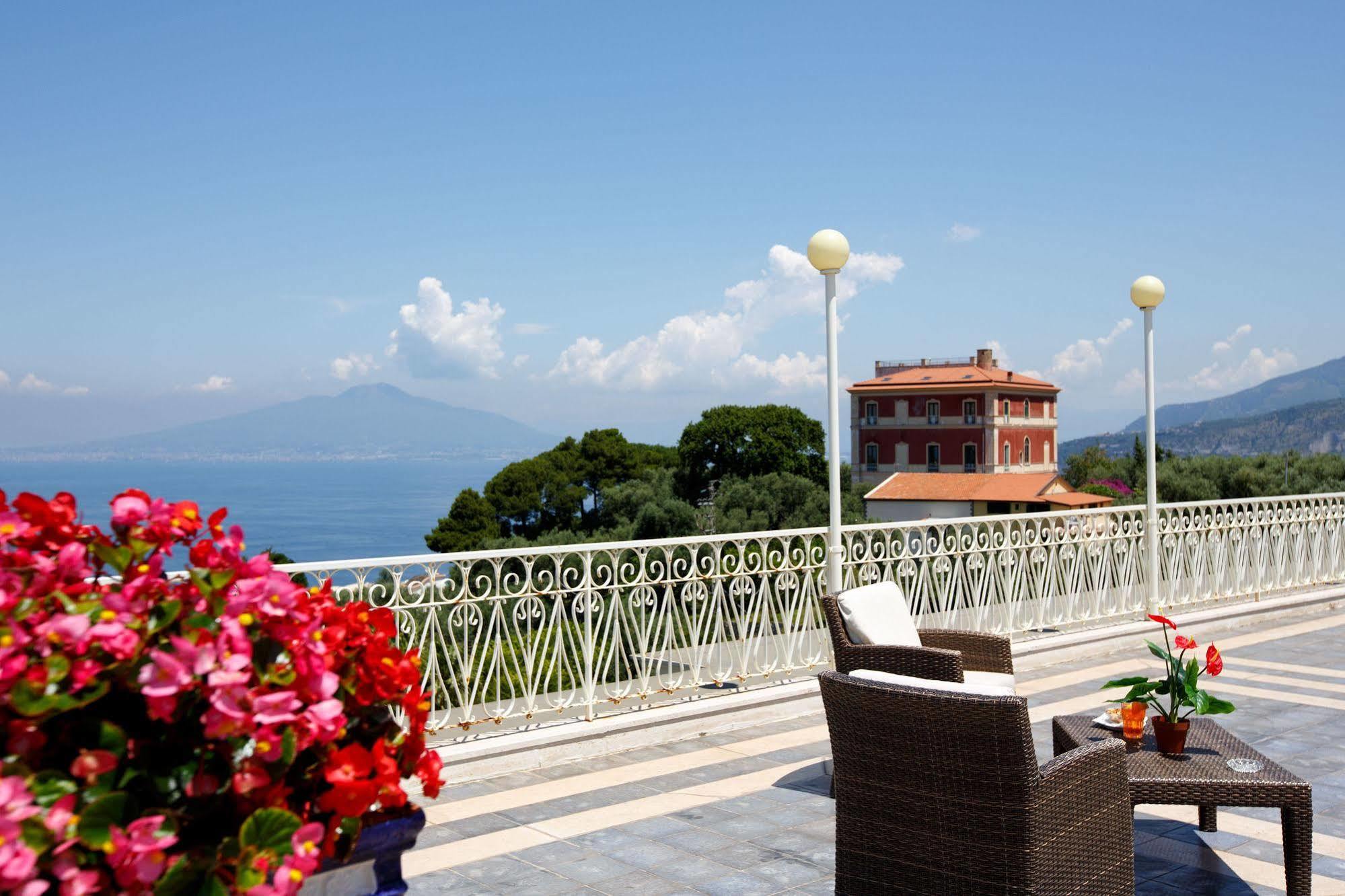 Johanna Park Hotel Sorrento Esterno foto