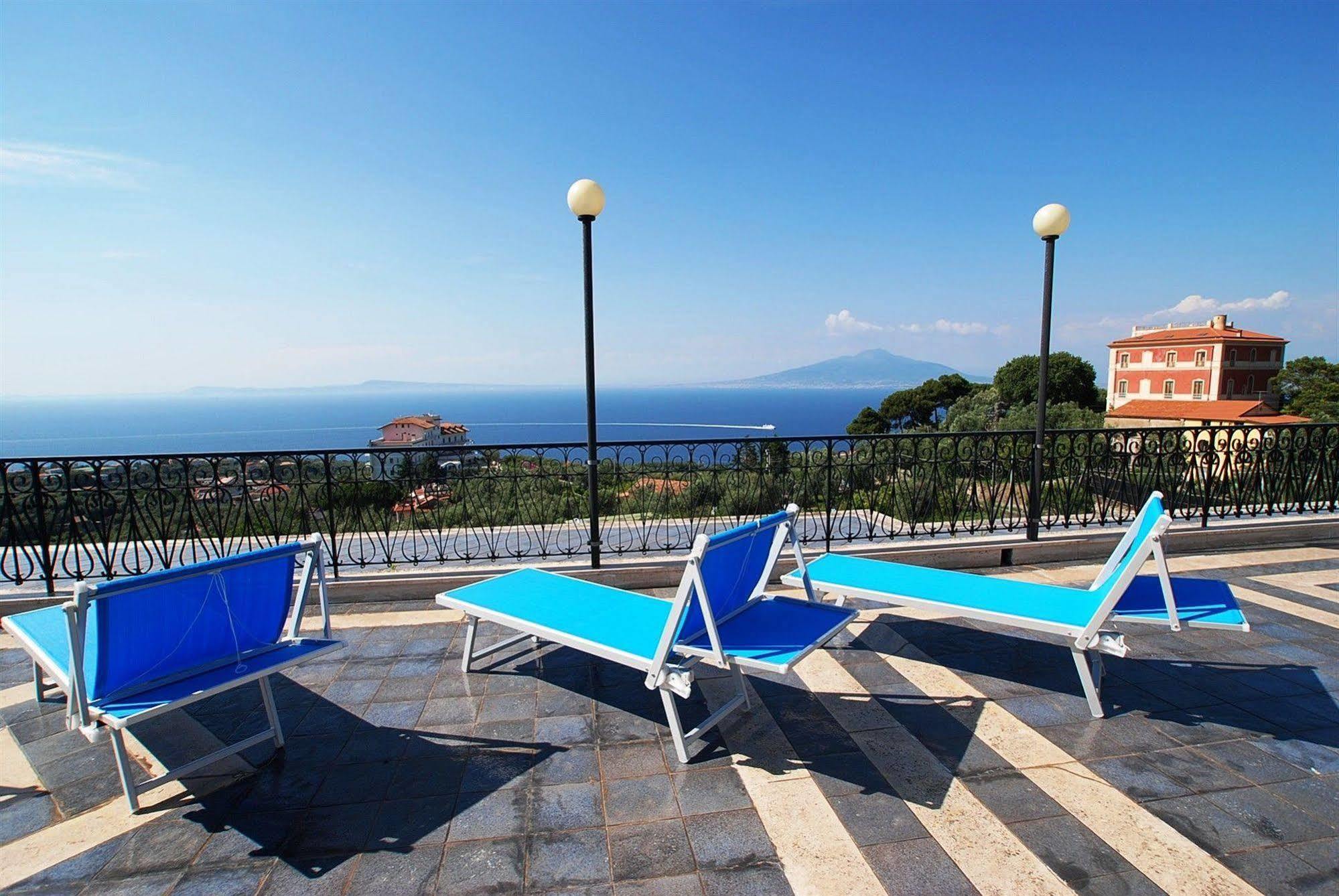 Johanna Park Hotel Sorrento Esterno foto