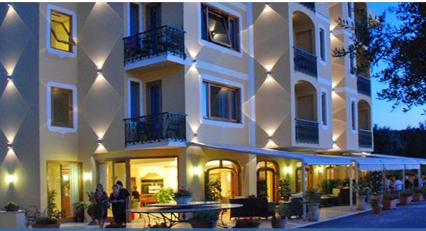 Johanna Park Hotel Sorrento Esterno foto